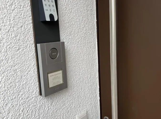 Keller L 10h 公寓 *